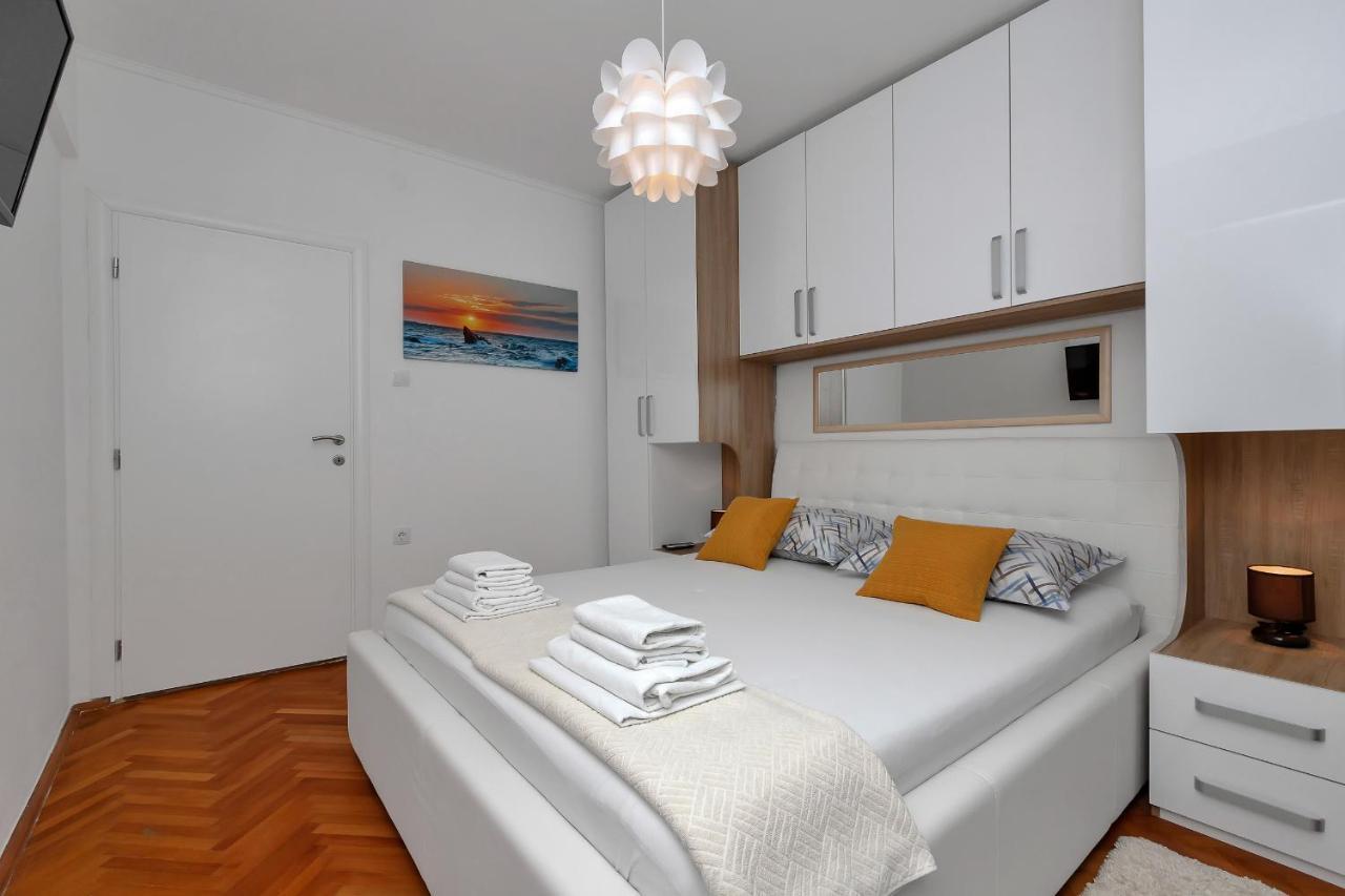 Apartment Sabina Макарска Екстериор снимка