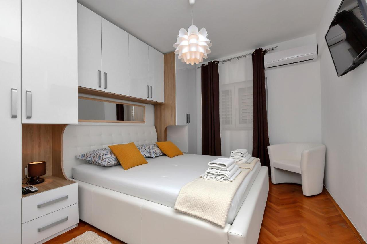 Apartment Sabina Макарска Екстериор снимка